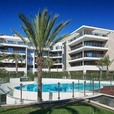 2beds Lux-parc Du Cap شقة